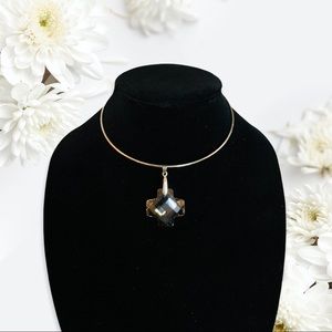 Hard wire choker with crystal pendant💎